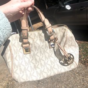 Michael Kors purse-USED but good condition!!